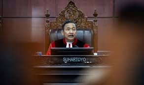 Rangkap Jabatan : MK Larang Menteri dan Wamen Rangkap Jabatan Resmi Berlaku