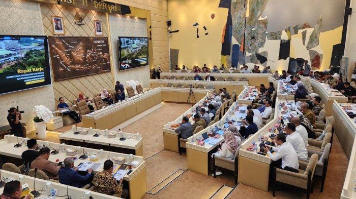 Anggaran DPR : Anggaran Rumah Dipangkas demi Efisiensi Negara