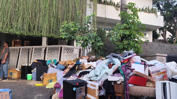 Daftar Rumah Anggota DPR RI yang Dijarah Massa